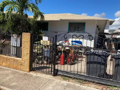 3126 Catherine St, Honolulu, HI 96815