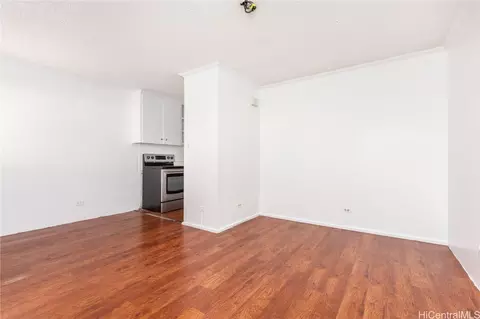 1614 Emerson St #5, Honolulu, HI 96813