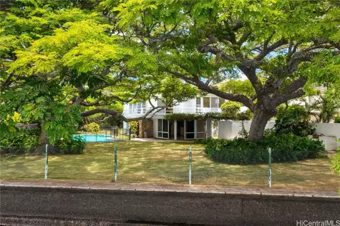 355 Portlock Rd #A, Honolulu, HI 96825
