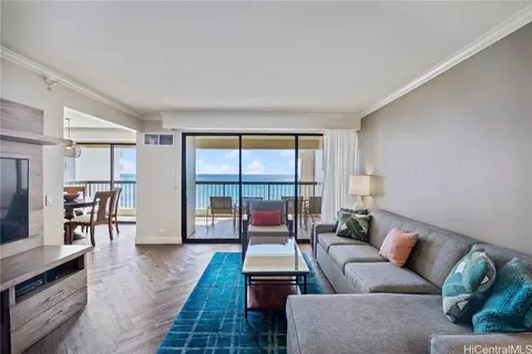 2470 Kalakaua Ave #1101, Honolulu, HI 96815