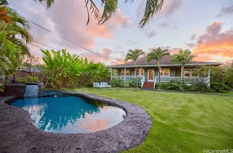 249 N Kainalu Dr, Kailua, HI 96734