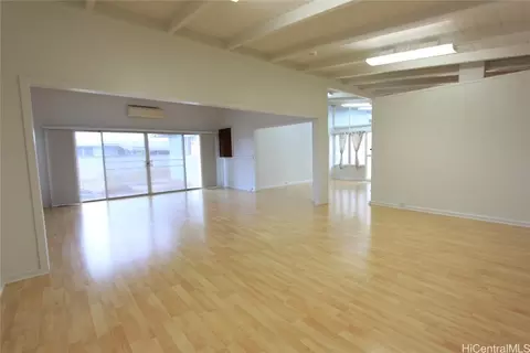 40 Kilani Ave, Wahiawa, HI 96786