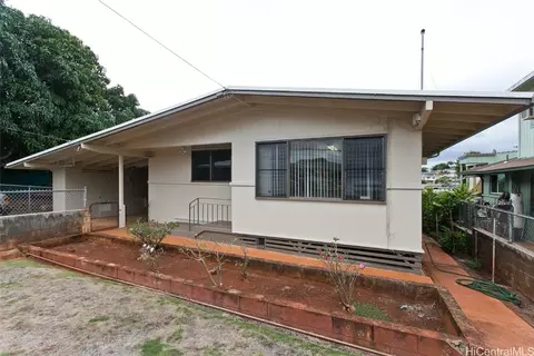 1396 Hoohui St, Pearl City, HI 96782