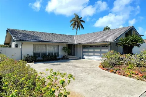 6985 Niumalu Loop, Honolulu, HI 96825