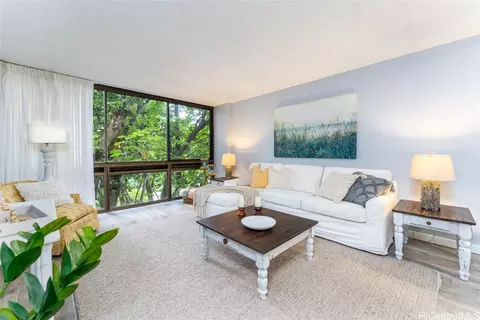 521 Hahaione St #2/2G, Honolulu, HI 96825