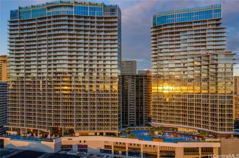2139 Kuhio Ave #D1710, Honolulu, HI 96815
