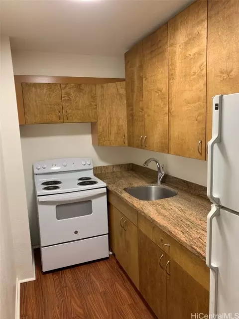 1821 Lipeepee St #205, Honolulu, HI 96815