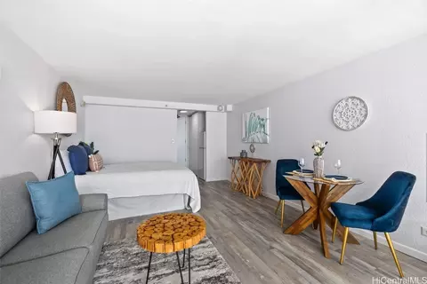 445 Seaside Ave #3716, Honolulu, HI 96815