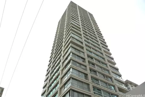 2421 Tusitala St #1004, Honolulu, HI 96815
