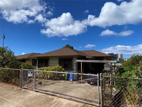 3295 Winam Ave, Honolulu, HI 96815