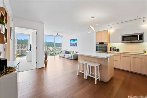 888 Kapiolani Blvd #3312, Honolulu, HI 96813