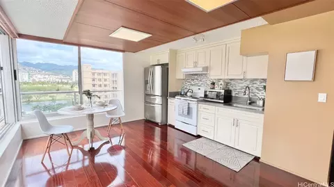 2421 Tusitala St #802, Honolulu, HI 96815