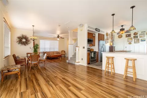 91-1087 Maulihiwa St, Kapolei, HI 96707