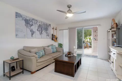94-870 Lumiauau St #K104, Waipahu, HI 96797