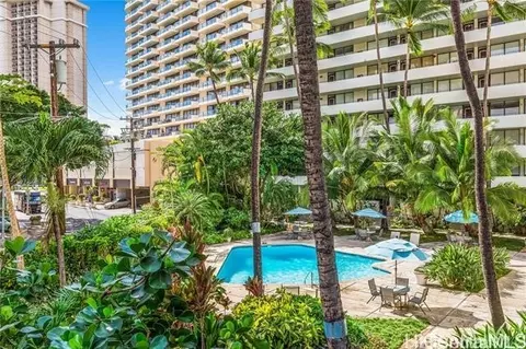 425 Ena Rd #907B, Honolulu, HI 96815