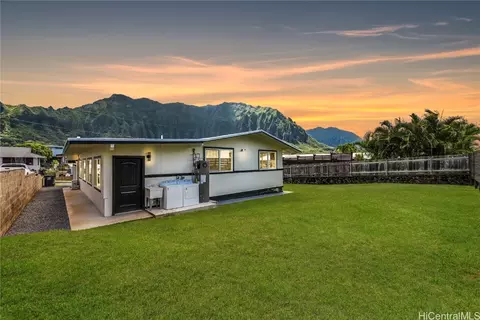 45-635 Nawahine Loop, Kaneohe, HI 96744