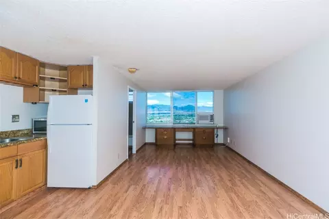 1060 Kamehameha Hwy #3701A, Pearl City, HI 96782