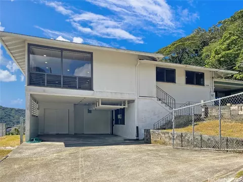 3609 Kumulani St, Honolulu, HI 96822
