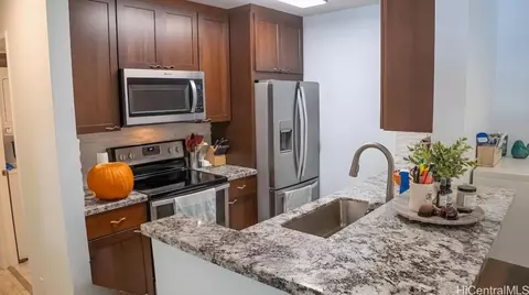 95-510 Wikao St #D201, Mililani, HI 96789