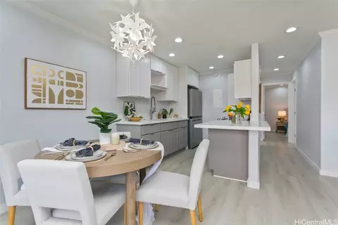 94-1075 Kepakepa St #D8, Waipahu, HI 96797