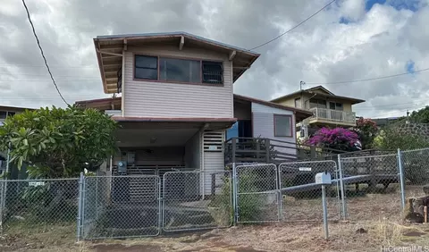 1512 Hoomoe Pl, Pearl City, HI 96782