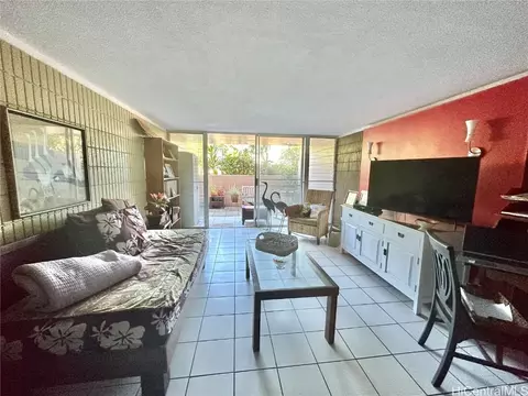 68-055 Akule St #111, Waialua, HI 96791