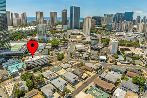 1715 Fern St #202, Honolulu, HI 96826