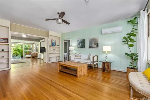 931 Kealaolu Ave, Honolulu, HI 96816