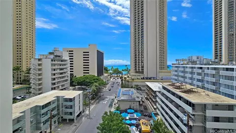 2427 Kuhio Ave #902, Honolulu, HI 96815