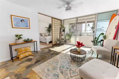 1676 Ala Moana Blvd #106, Honolulu, HI 96815