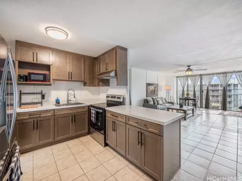 95-061 Waikalani Dr #D903, Mililani, HI 96789