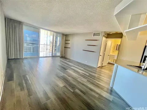 1212 Nuuanu Ave #2712, Honolulu, HI 96817