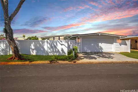 2072 Akaikai Loop, Pearl City, HI 96782