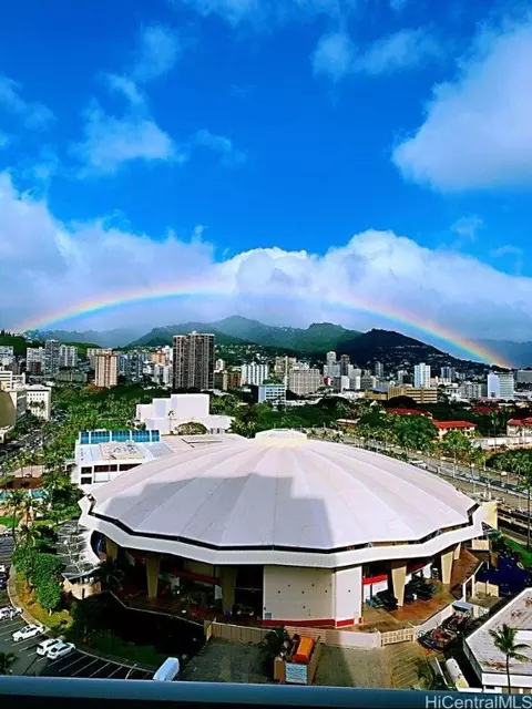 909 Kapiolani Blvd #1807, Honolulu, HI 96814