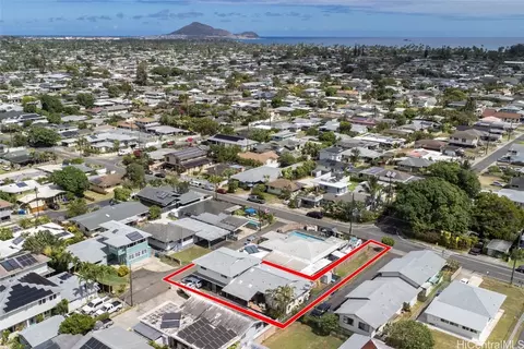 285 Kihapai St #A, Kailua, HI 96734