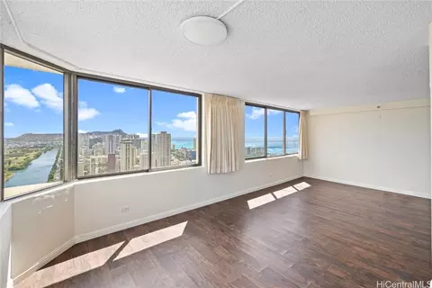 444 Niu St #PH503, Honolulu, HI 96815