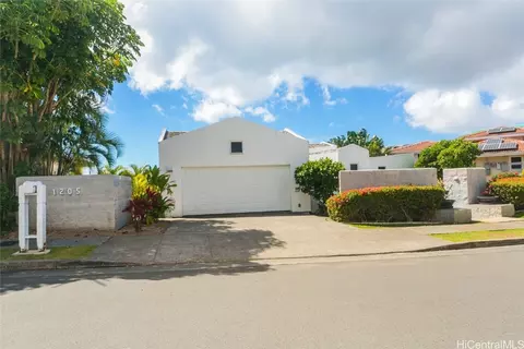 1205 Ikena Cir, Honolulu, HI 96821