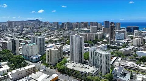 1450 Young St #2807, Honolulu, HI 96814