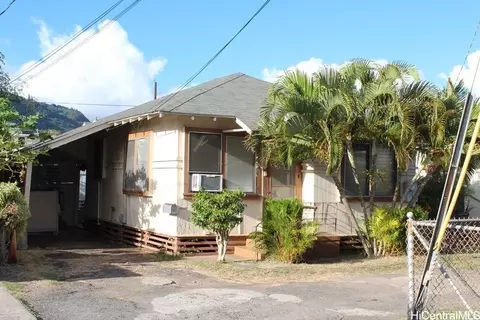 1746 Citron St #B, Honolulu, HI 96826