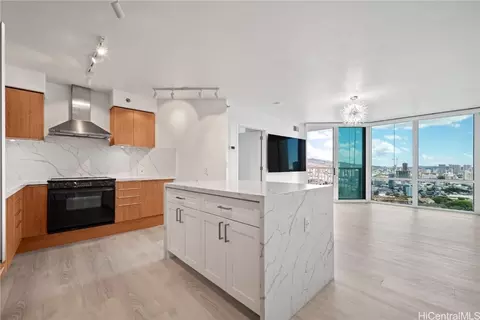 801 S King St #3301, Honolulu, HI 96813