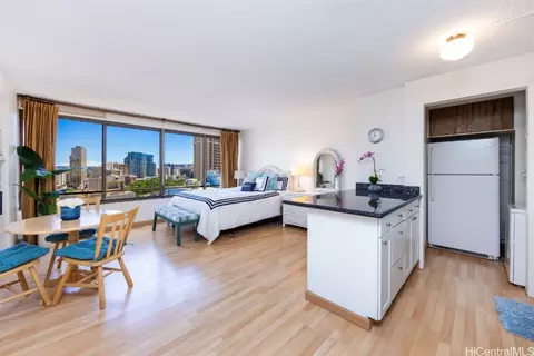 1778 Ala Moana Blvd #2215, Honolulu, HI 96815