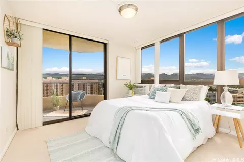 5333 Likini St #2010, Honolulu, HI 96818