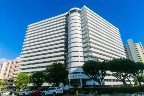 1128 Ala Napunani St #1107, Honolulu, HI 96818