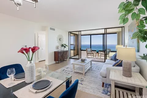 1600 Ala Moana Blvd #3402, Honolulu, HI 96815