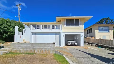 3004 Herman St, Honolulu, HI 96816