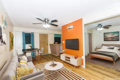 1024 Spencer St #12, Honolulu, HI 96822
