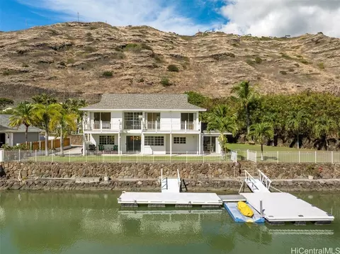 7524 Makaa St, Honolulu, HI 96825