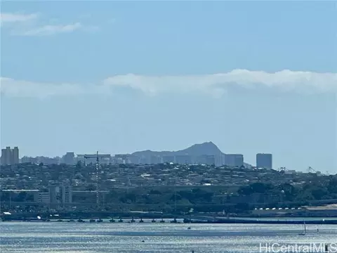 1060 Kamehameha Hwy #2205B, Pearl City, HI 96782