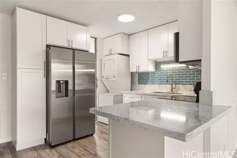 95-2047 Waikalani Pl #D404, Mililani, HI 96789