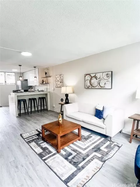 755 Mcneill St #B202, Honolulu, HI 96817